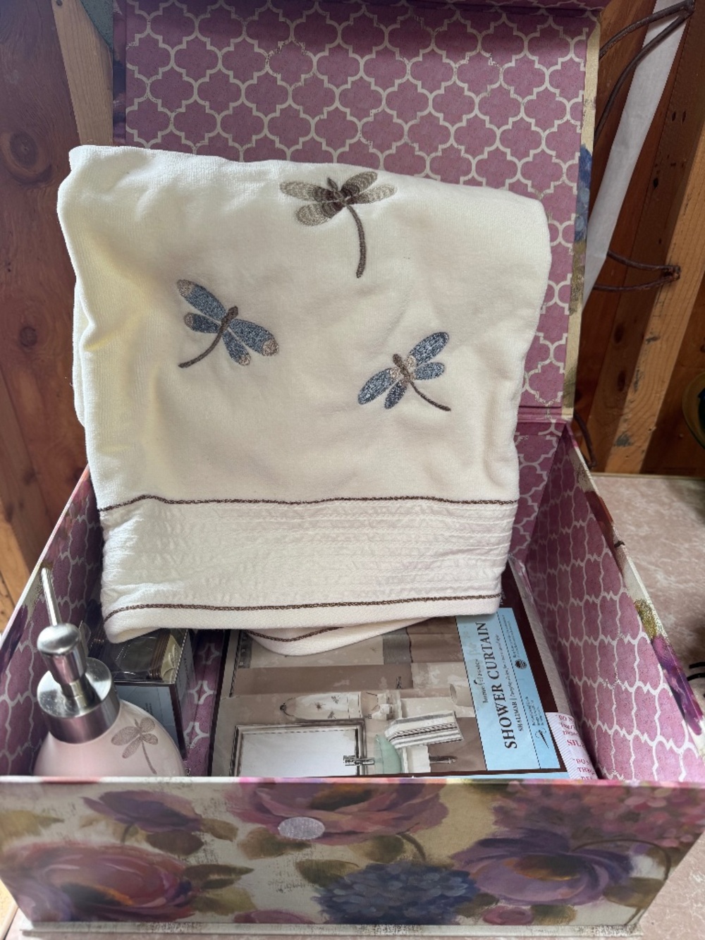 Gift Bx DRAGONFLY Bathroom Decor Set Towel, Shower Curtain, Hooks Soap Dispenser